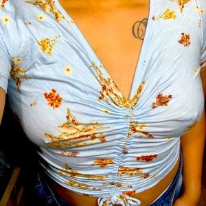 Cute blue crunchy shirt with Flowers